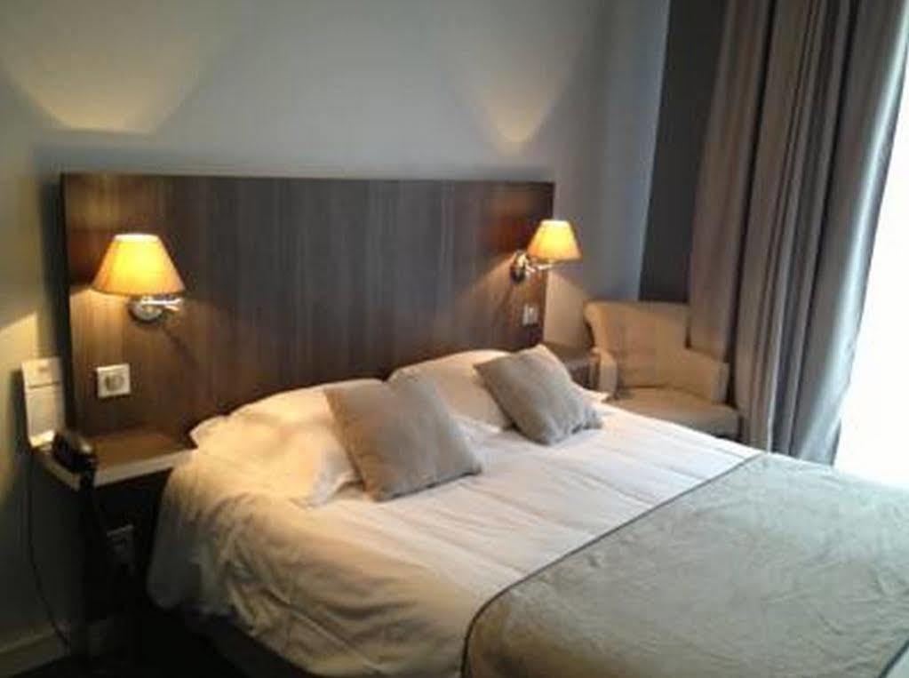 Hotel Central ปัวติเยร์ ภายนอก รูปภาพ
